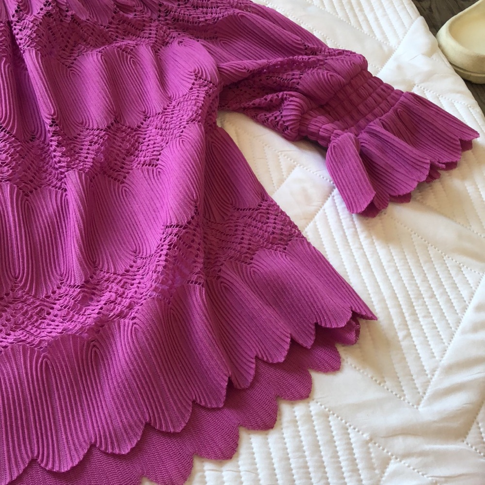 Lane Bryant Smocked Off The Shoulder Berry Color Top . Size 18/20. - Picture 6 of 12